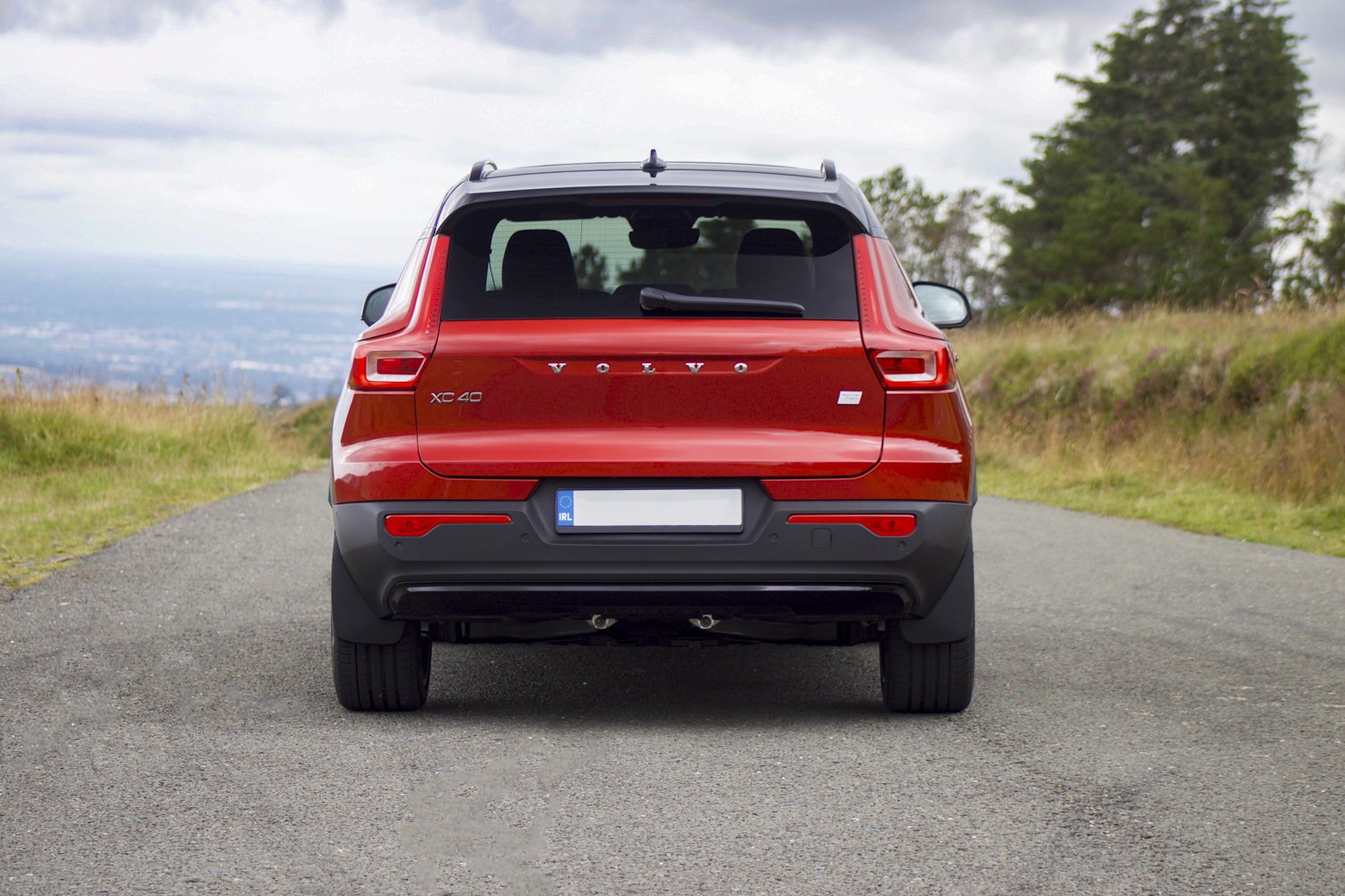 Volvo XC40 Recharge Twin back side